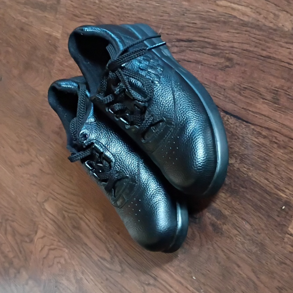 Black Leather Lace-Up Shoes